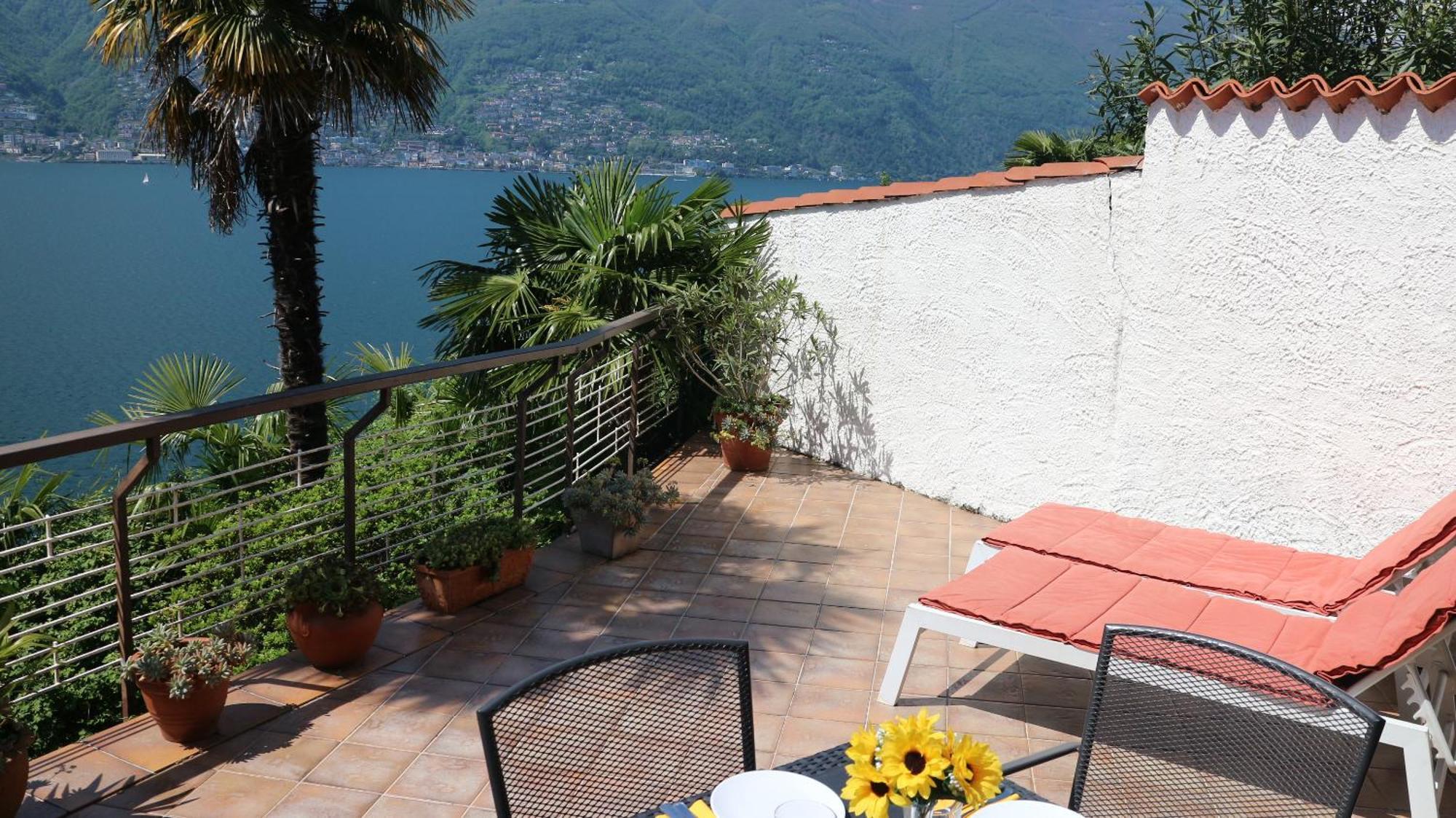 Casa Roccia Apartment Pino Lago Maggiore Ngoại thất bức ảnh