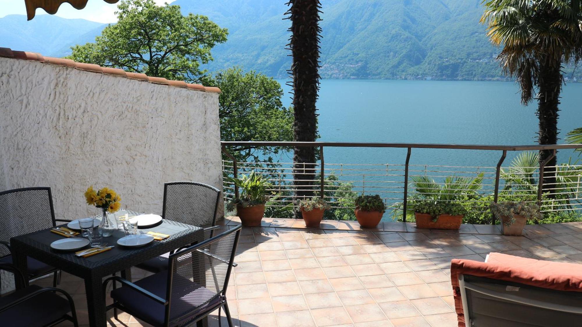 Casa Roccia Apartment Pino Lago Maggiore Ngoại thất bức ảnh